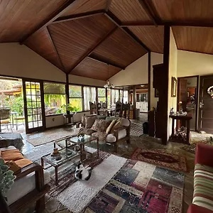 https://casa-da-ogiva.cabofriohotels.org